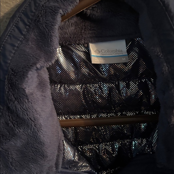 Columbia Navy Vest Women’s - Picture 2 of 4